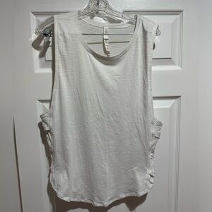 LULULEMON white tank top